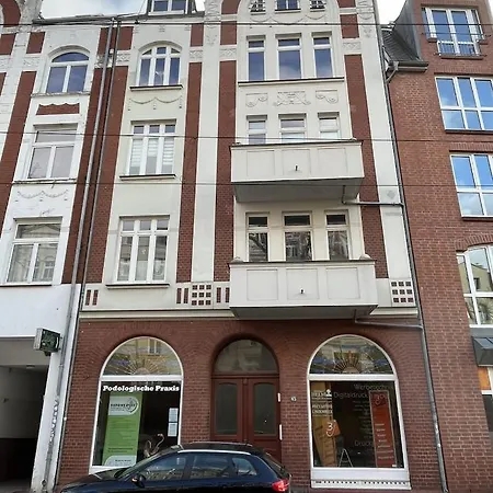 N&n Mit Parkplatz * Schwerin (Mecklenburg-Vorpommern)