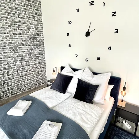 Apartment Endless: Mitten Im Zentrum Inkl. Stellplatz Schwerin (Mecklenburg-Vorpommern)